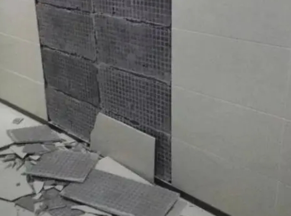 岑溪瓷砖空鼓维修公司分享下岑溪墙砖松动维修的知识
